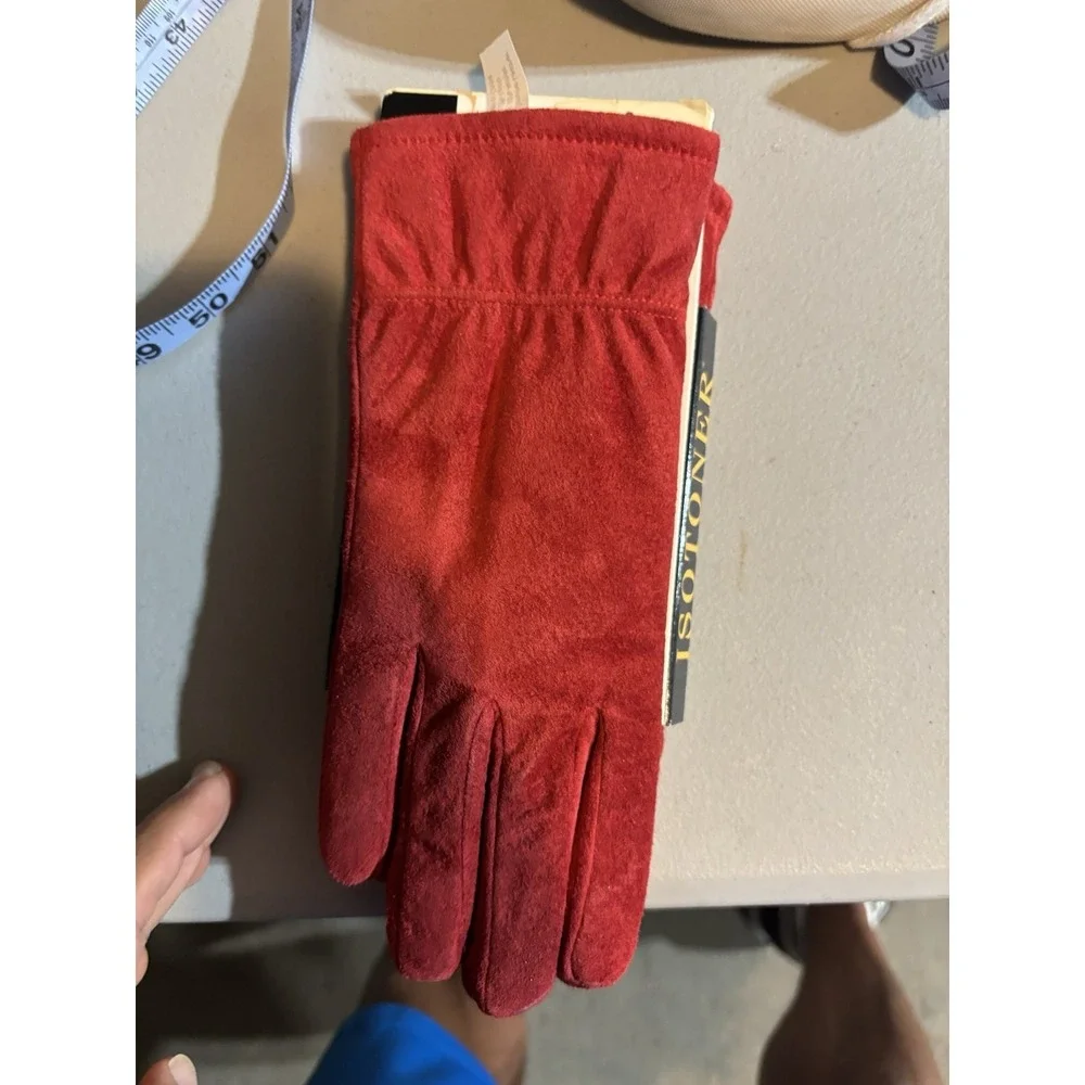 Vintage Isotoner Warm Lined Classic‎ Suede Gloves Size S/M Red  Ladies NWT